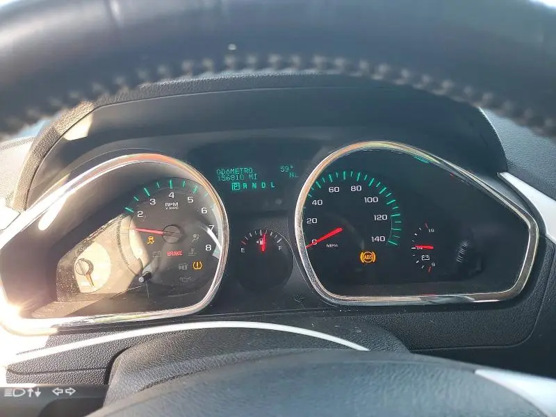 2011 CHEVROLET TRAVERSE LT  