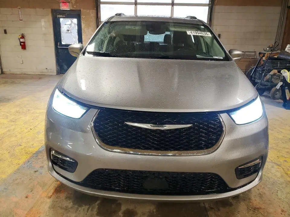 2021 CHRYSLER PACIFICA TOURING  