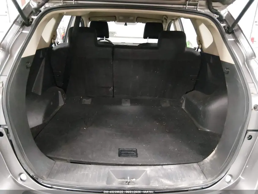 2010 NISSAN ROGUE S