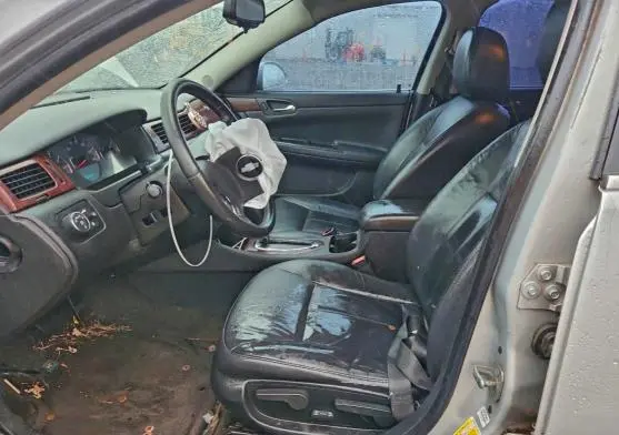 2010 CHEVROLET IMPALA LT  