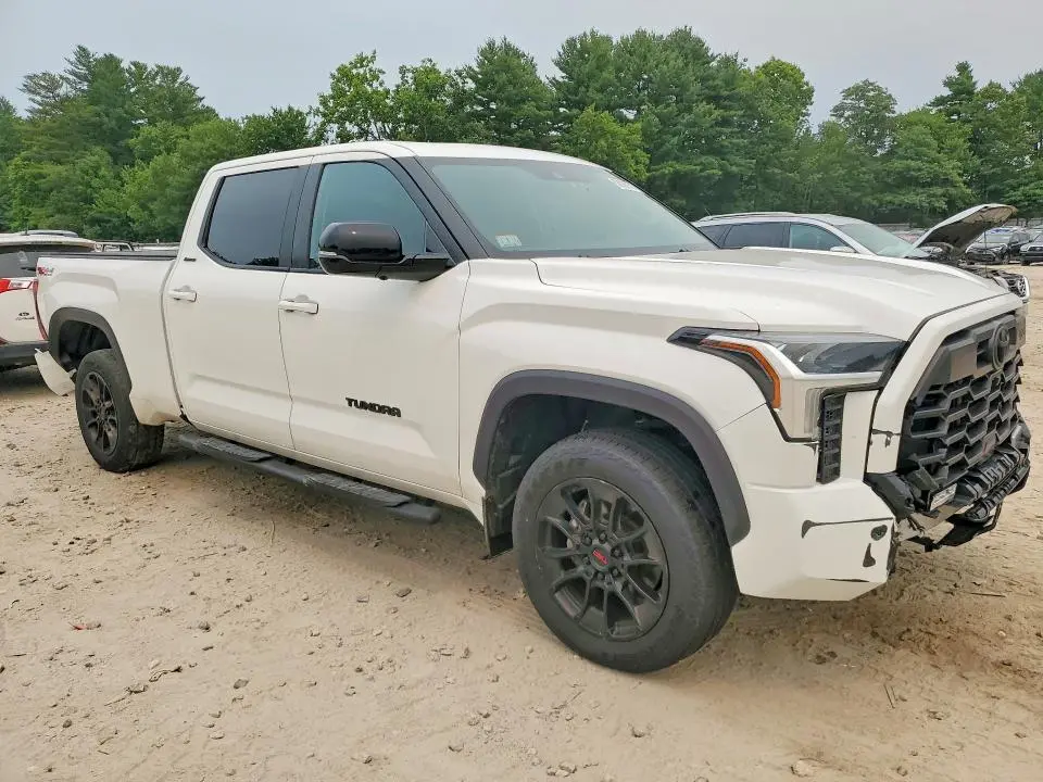 2024 TOYOTA TUNDRA LIMITED  