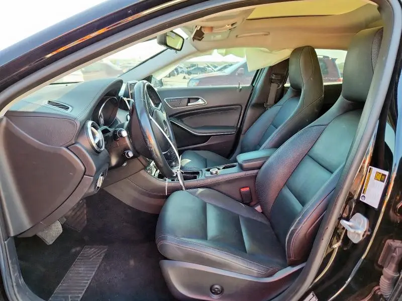 2015 MERCEDES-BENZ GLA 250 4MATIC  