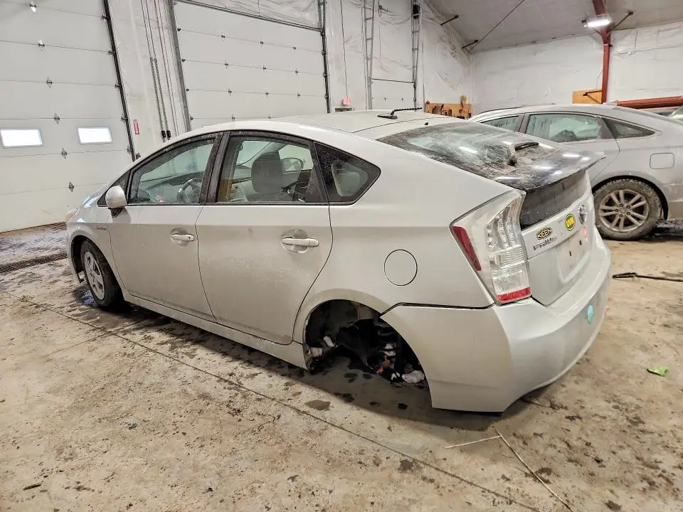 2011 TOYOTA PRIUS   