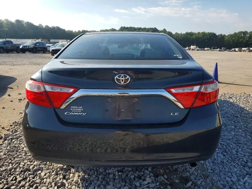 2017 TOYOTA CAMRY LE  