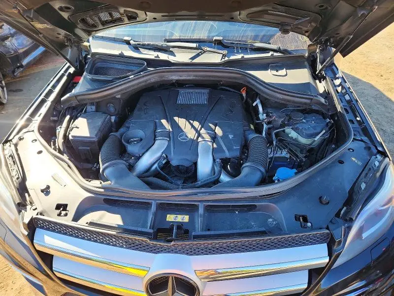 2015 MERCEDES-BENZ GL 550 4MATIC  