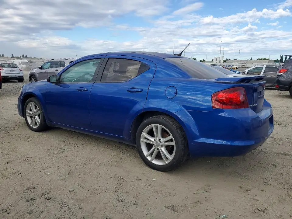 2013 DODGE AVENGER SE  