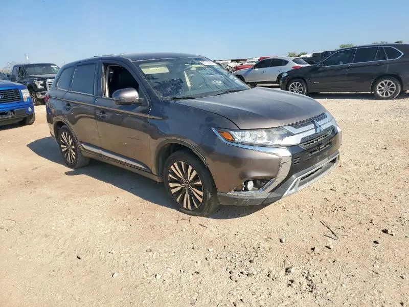 2019 MITSUBISHI OUTLANDER SE  