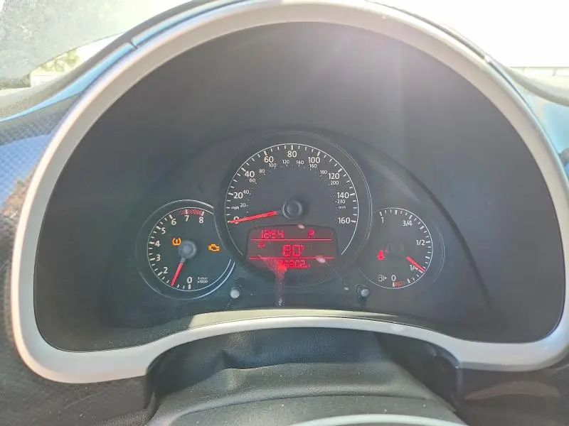 2012 VOLKSWAGEN BEETLE TURBO  