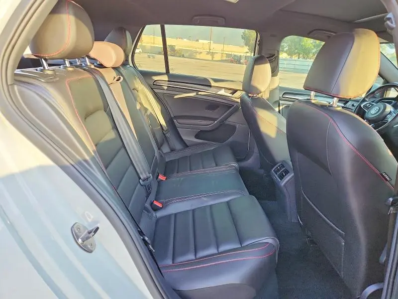 2016 VOLKSWAGEN GTI S  