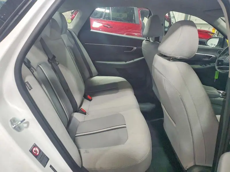 2020 HYUNDAI SONATA SE  