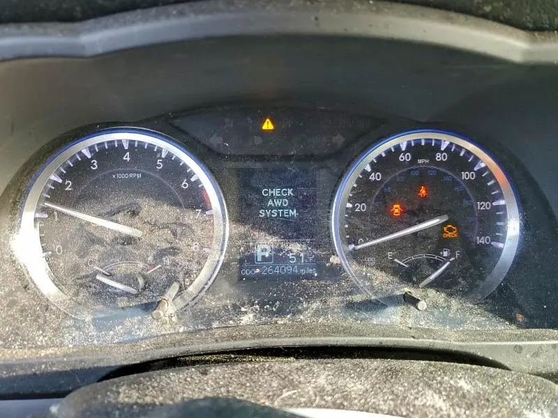 2016 TOYOTA HIGHLANDER LE  