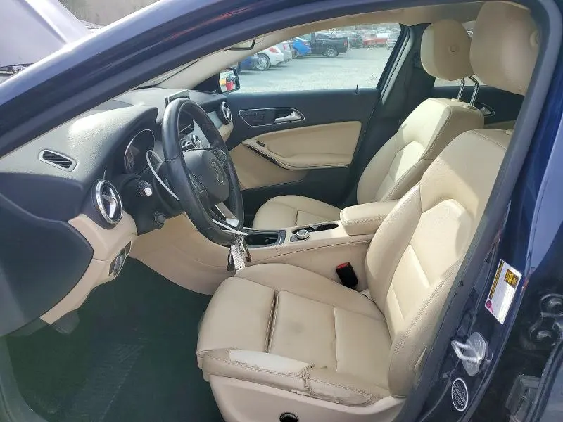 2017 MERCEDES-BENZ GLA 250  