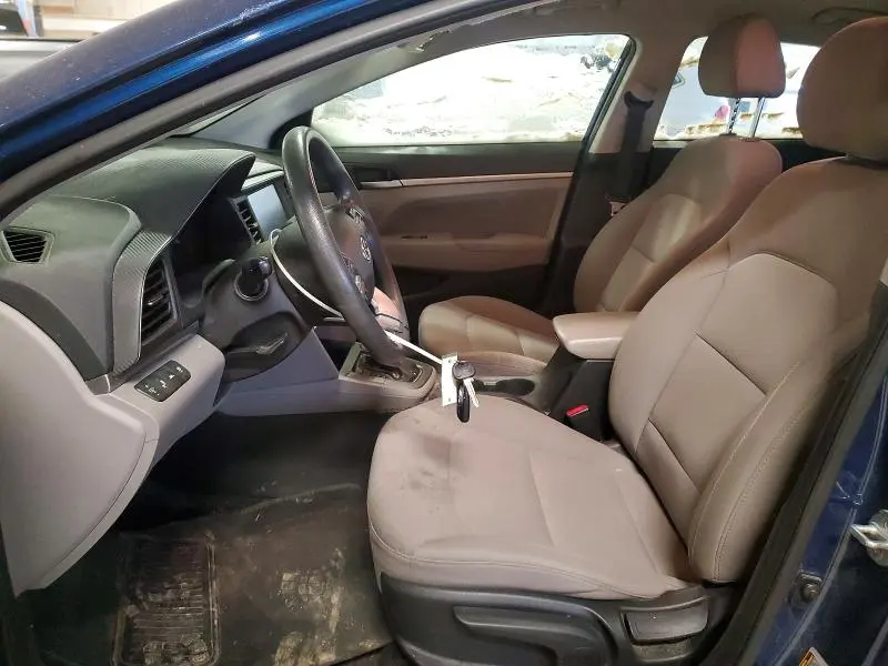 2020 HYUNDAI ELANTRA SEL  