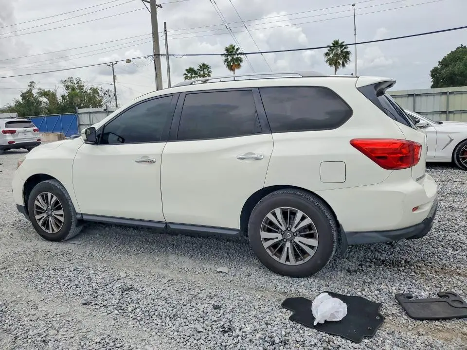 2017 NISSAN PATHFINDER S  
