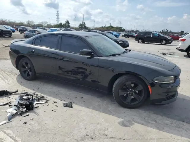 2017 DODGE CHARGER SXT  