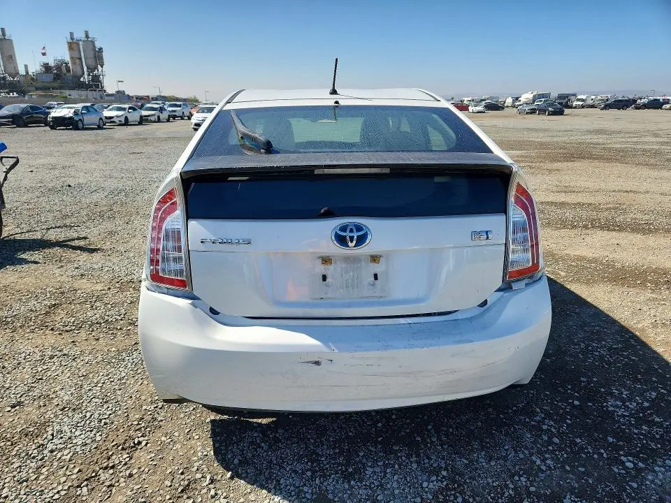 2014 TOYOTA PRIUS TWO  