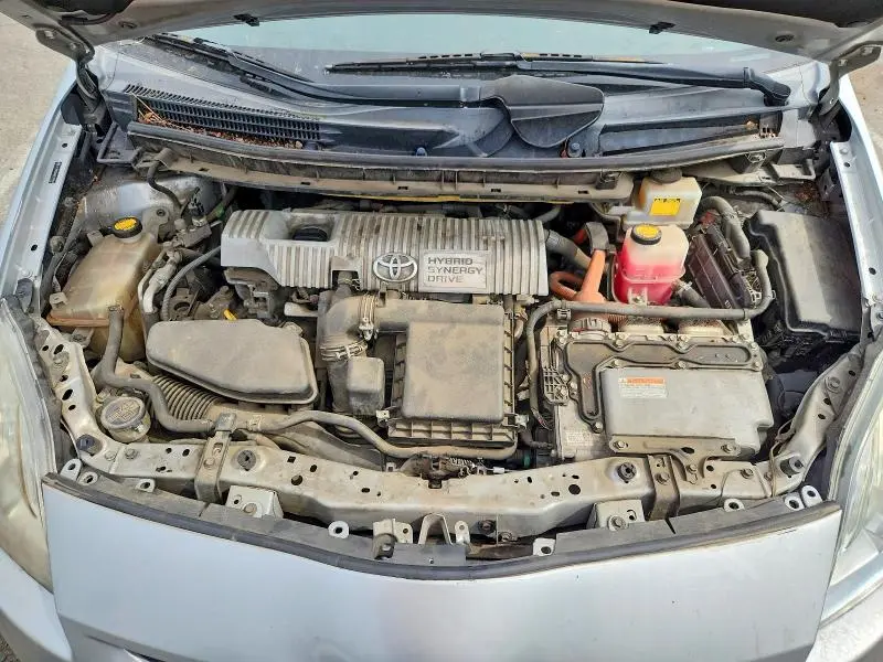 2011 TOYOTA PRIUS THREE  