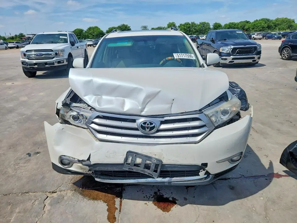 2011 TOYOTA HIGHLANDER LIMITED  