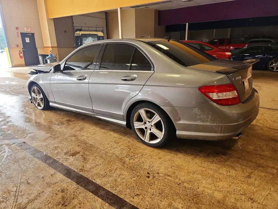 2011 MERCEDES-BENZ C300   