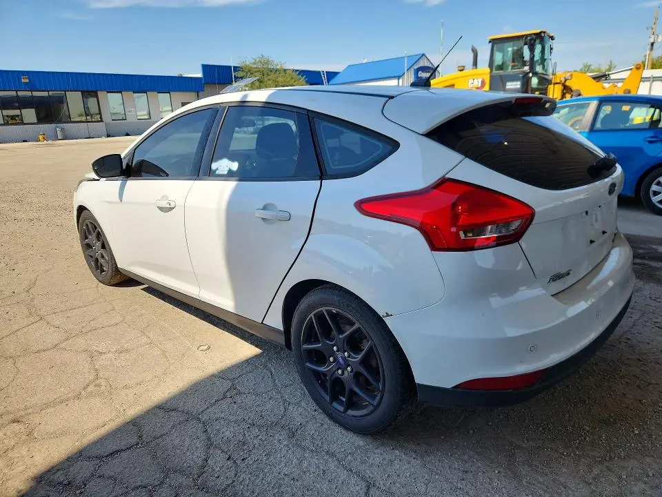 2016 FORD FOCUS SE  