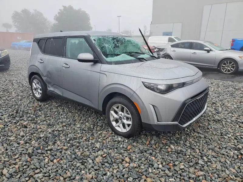 2025 KIA SOUL S  