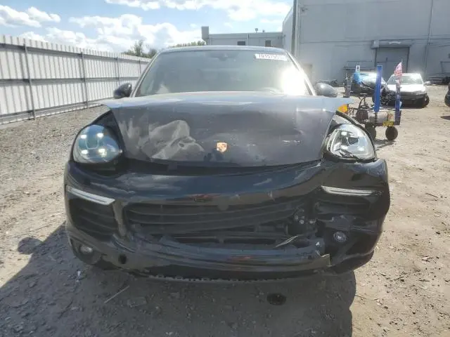 2017 PORSCHE CAYENNE   