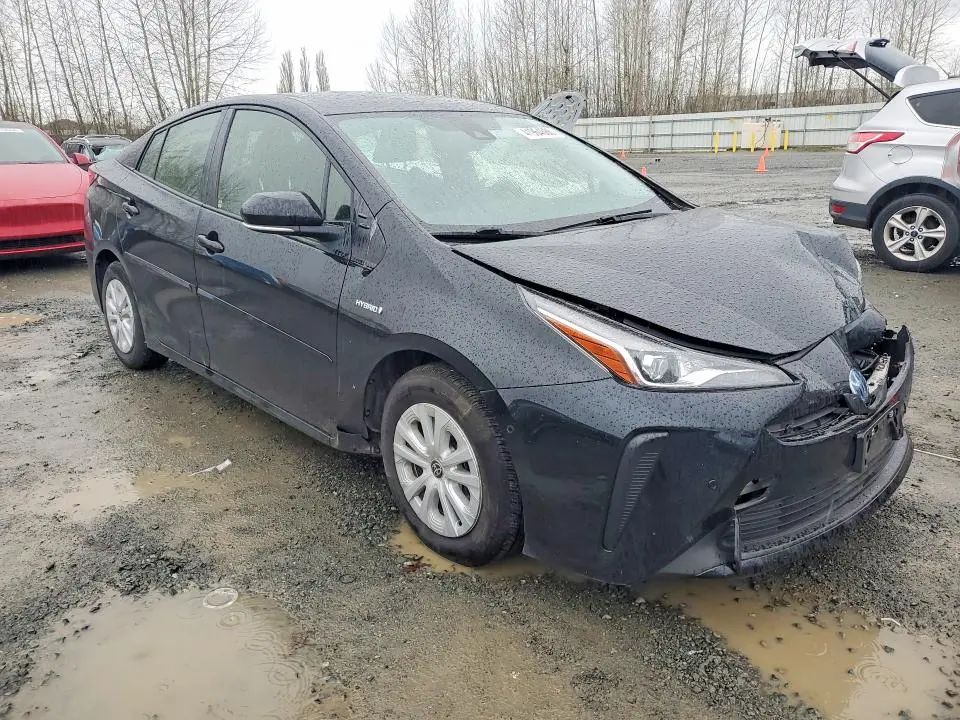 2022 TOYOTA PRIUS LE  