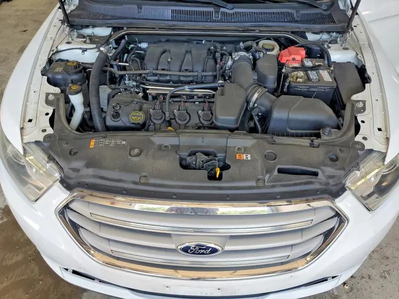 2015 FORD TAURUS SEL  
