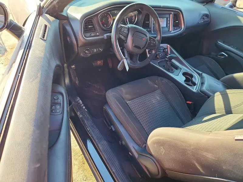 2017 DODGE CHALLENGER SXT  
