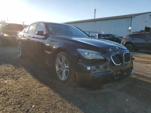 2011 BMW 750 XI  