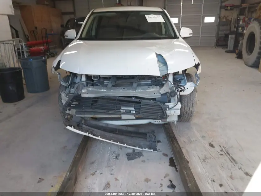 2014 MITSUBISHI OUTLANDER GT