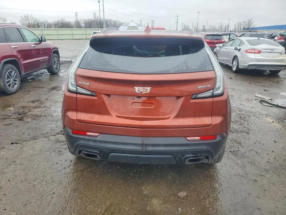 2019 CADILLAC XT4 SPORT  