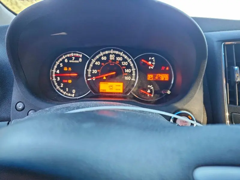 2010 NISSAN MAXIMA SV  