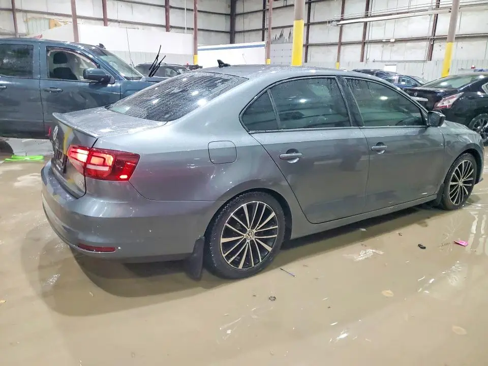 2017 VOLKSWAGEN JETTA SPORT  
