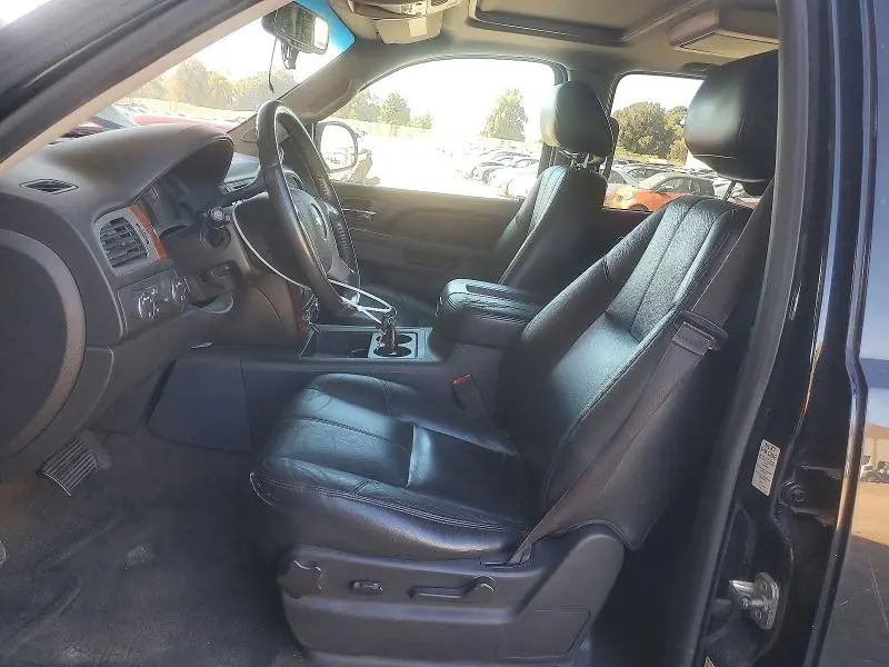 2014 CHEVROLET SUBURBAN K1500 LT  