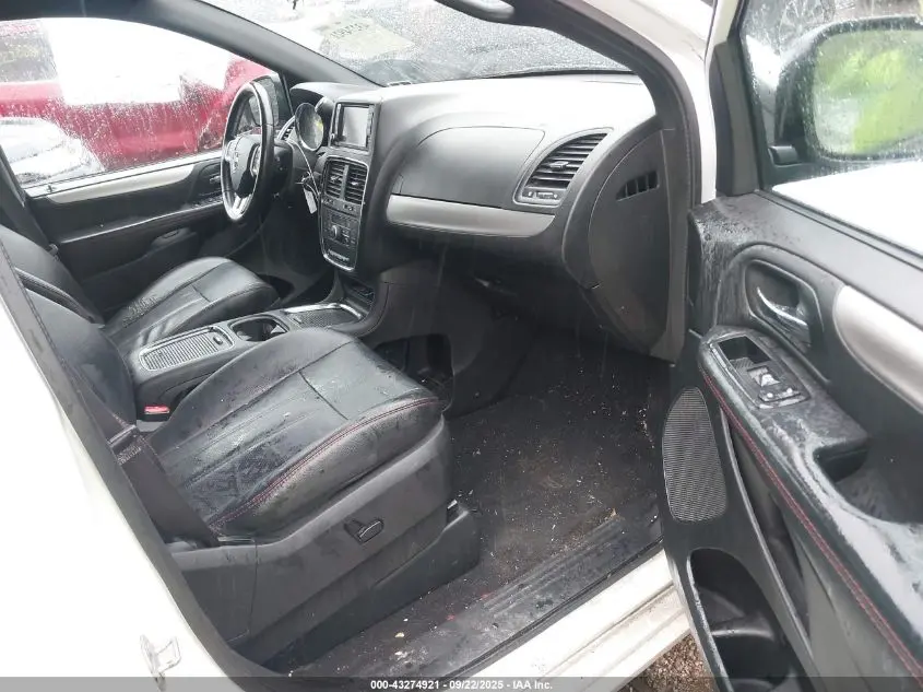 2016 DODGE GRAND CARAVAN R/T