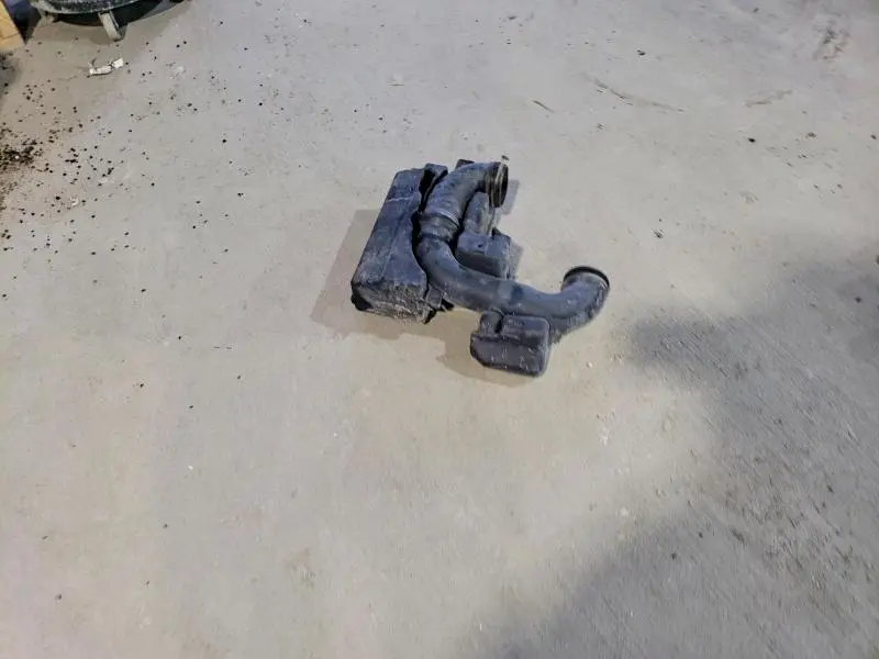 2013 HYUNDAI ELANTRA GT BASE  