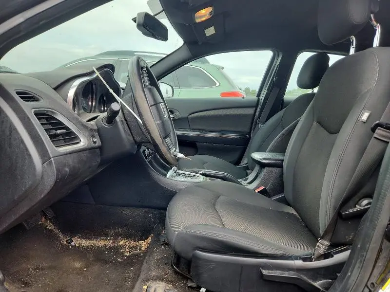 2014 DODGE AVENGER SE  