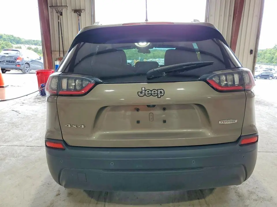 2019 JEEP CHEROKEE LATITUDE PLUS  