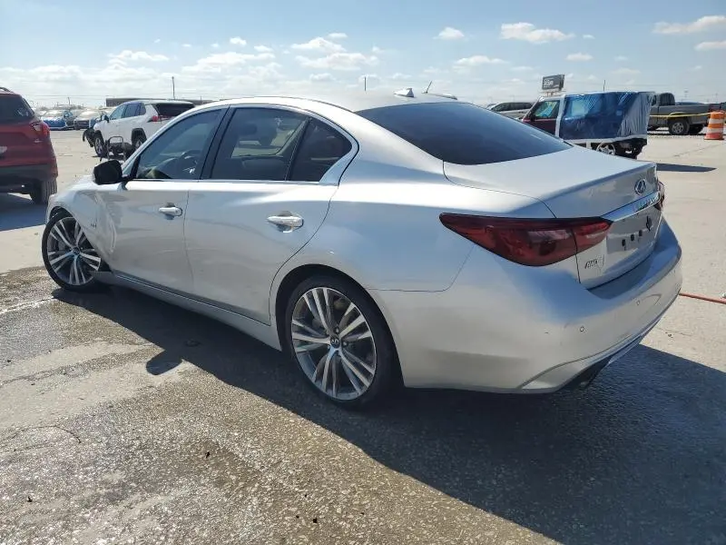 2018 INFINITI Q50 LUXE  