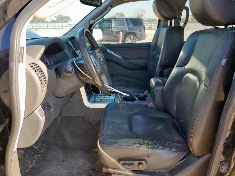 2011 NISSAN PATHFINDER S  