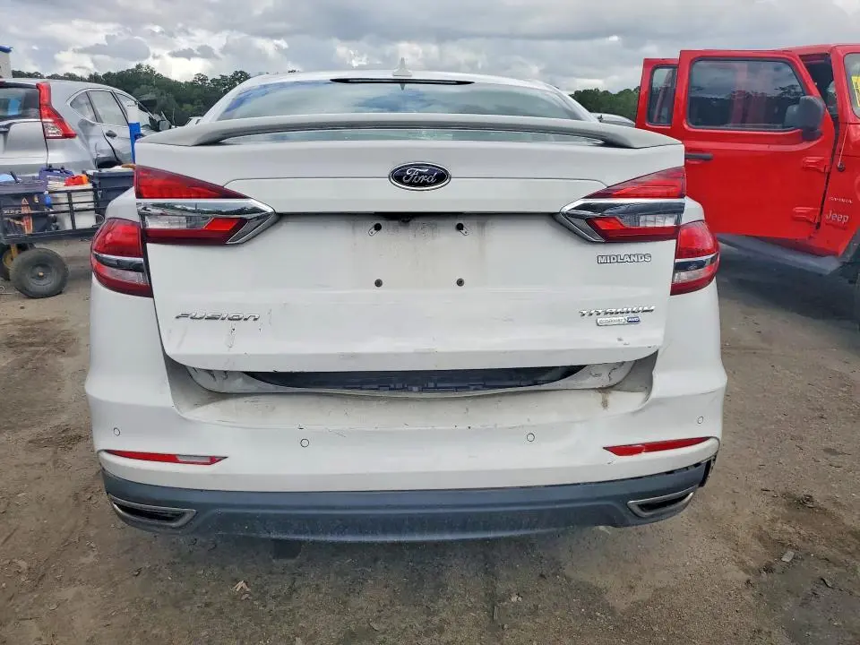 2020 FORD FUSION TITANIUM  