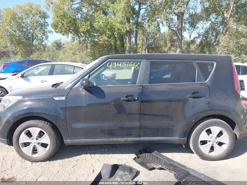 2016 KIA SOUL  