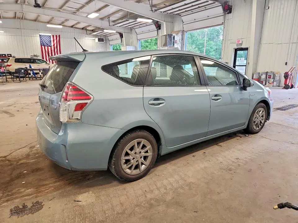 2016 TOYOTA PRIUS V TWO  