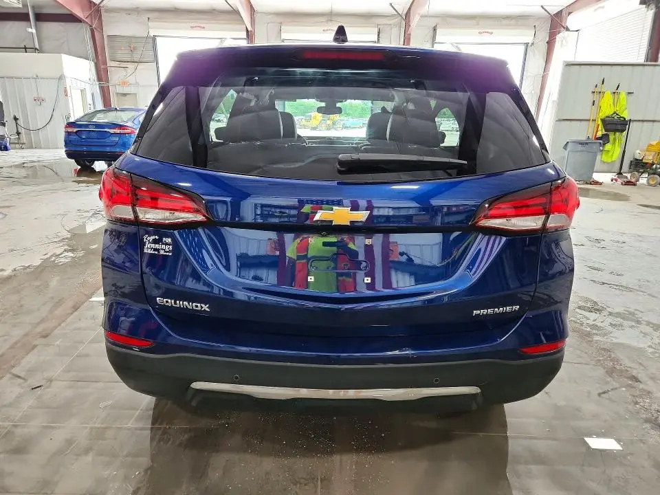 2022 CHEVROLET EQUINOX PREMIER  