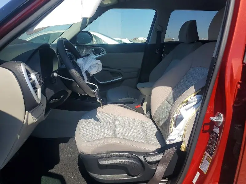 2022 KIA SOUL LX  