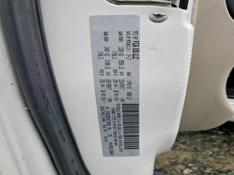 2017 DODGE GRAND CARAVAN SE  