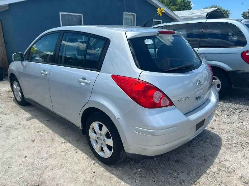 2012 NISSAN VERSA 1.8 S  