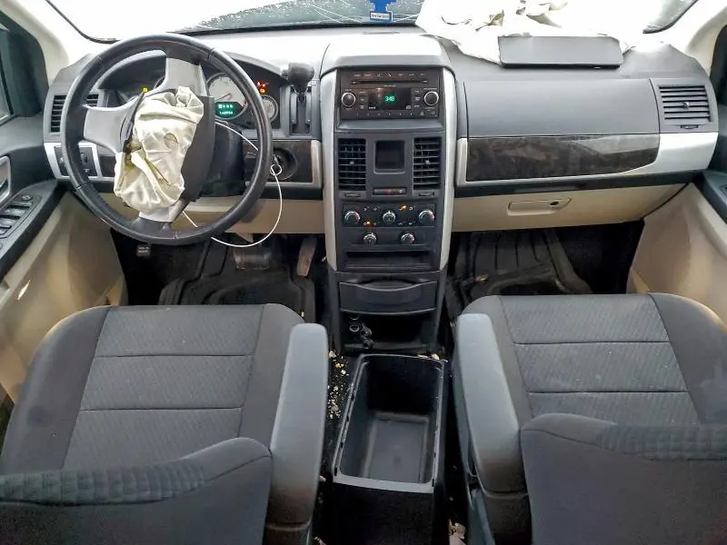 2010 DODGE GRAND CARAVAN SXT  