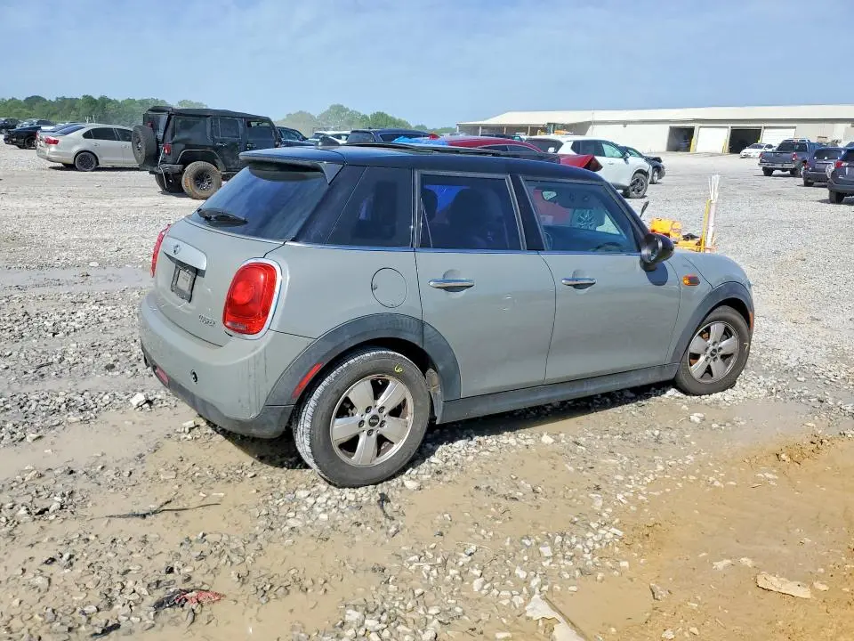 2015 MINI COOPER   